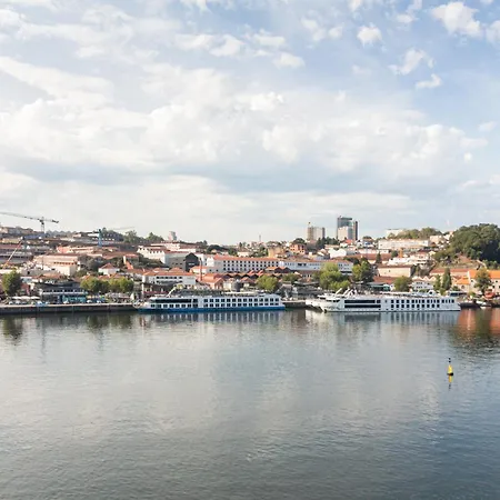 1872 River House By Olivia Konukevi Porto